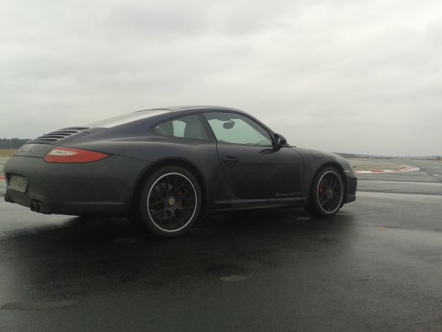 997 GTS im Regen